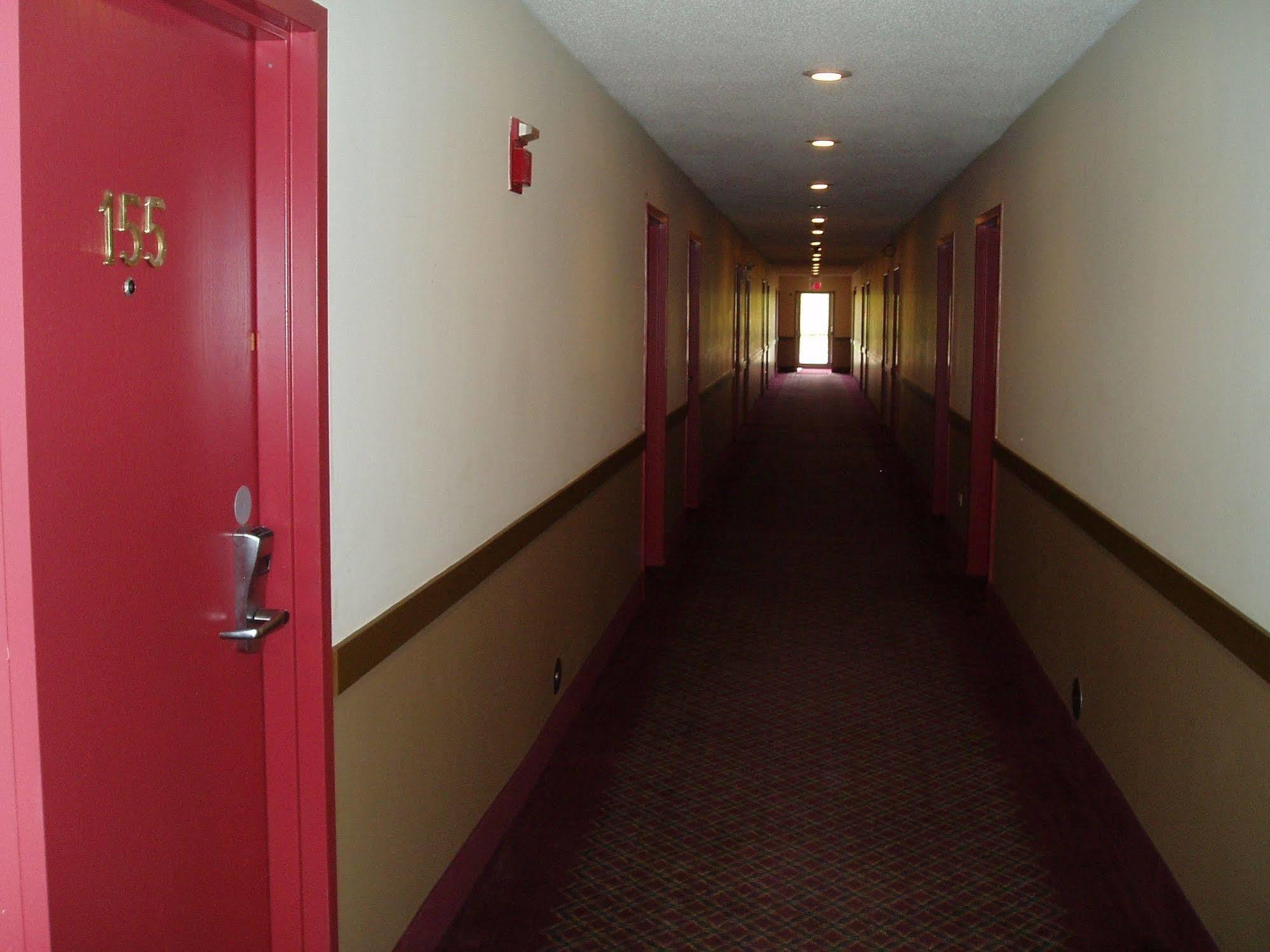 Knights Inn - Wilmington Wilmington  Bagian luar foto